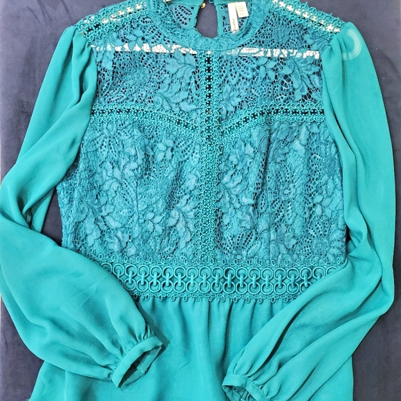 COPY - Peblum Blouse - Picture 1 of 1